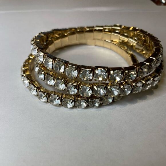 Gold Tone Diamond Style faux fashion stretch bracelets, Set Of 3 Women’s Jewelry - Picture 2 of 5